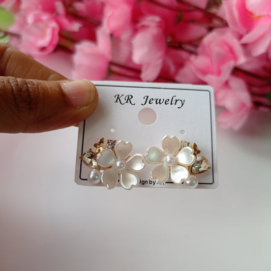 White Shell Flower Stud