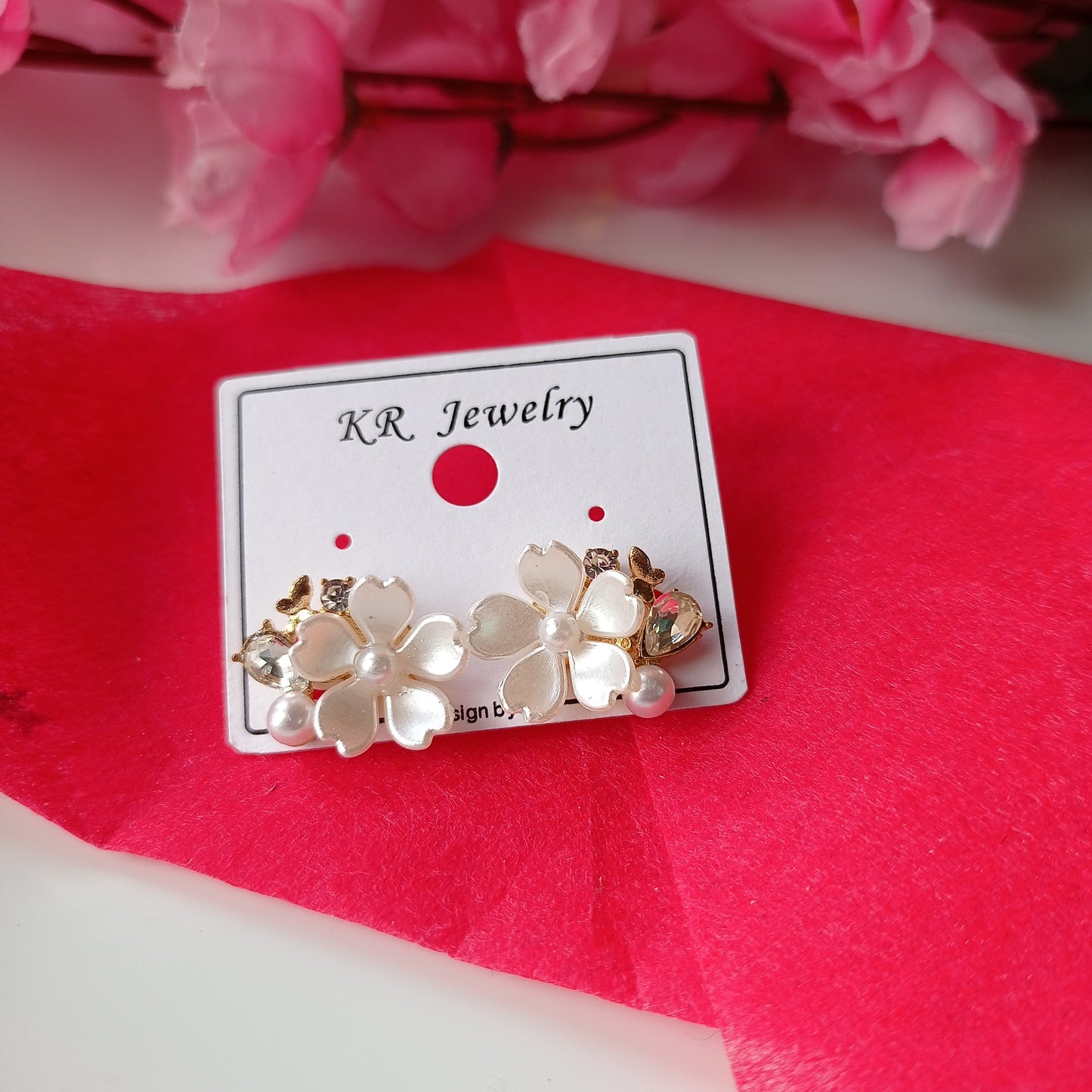 White Shell Flower Stud