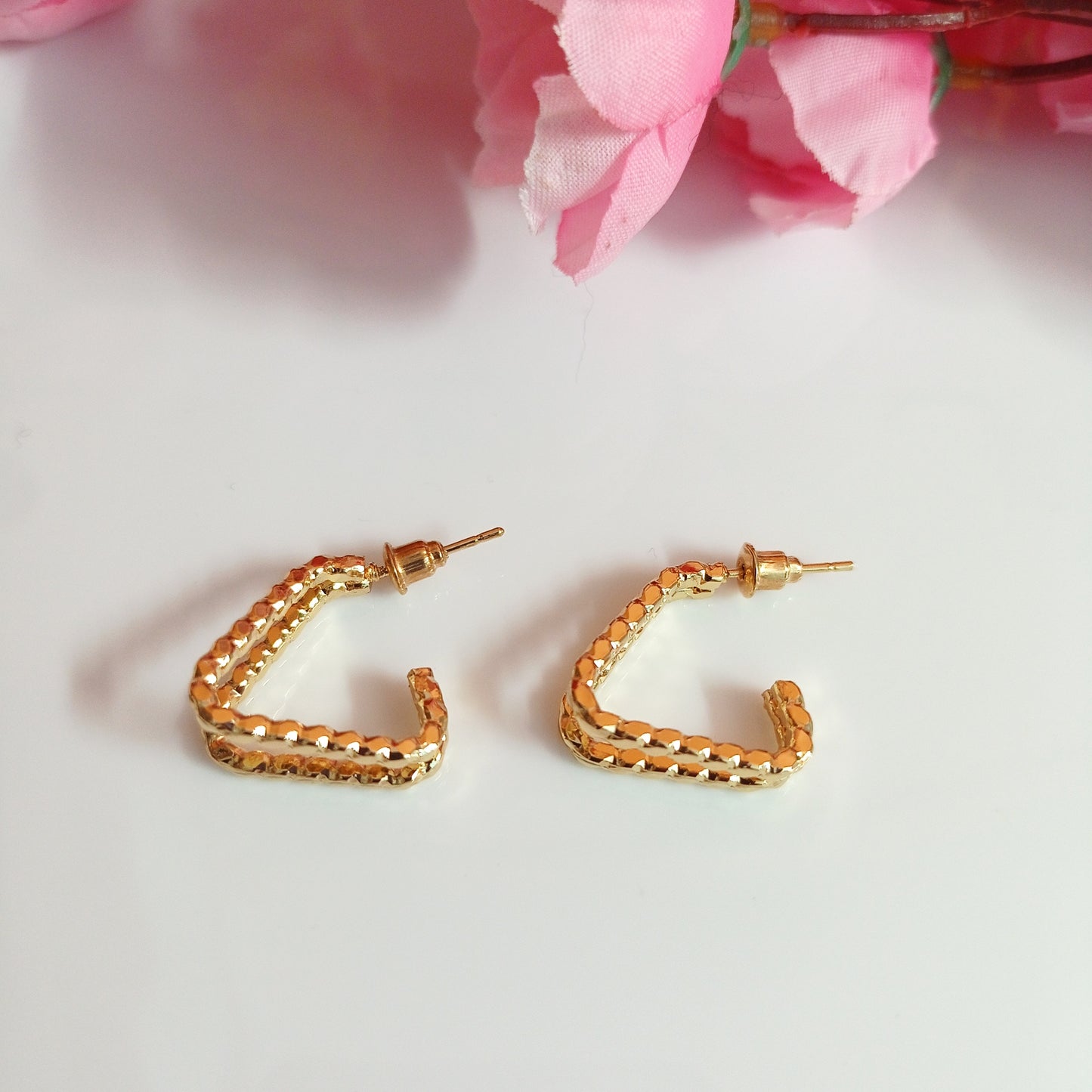 Double Diamond-C-Hoop